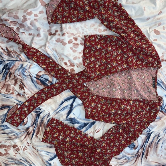 Crop top - Picture 2 of 2